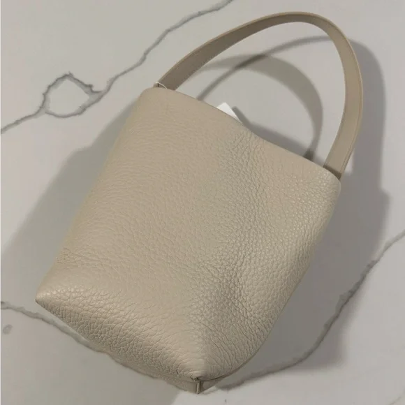 THE ROW Women's Small S/M Park Tote Bag Retail: $1390 (NWT) - Picture 5 of 6